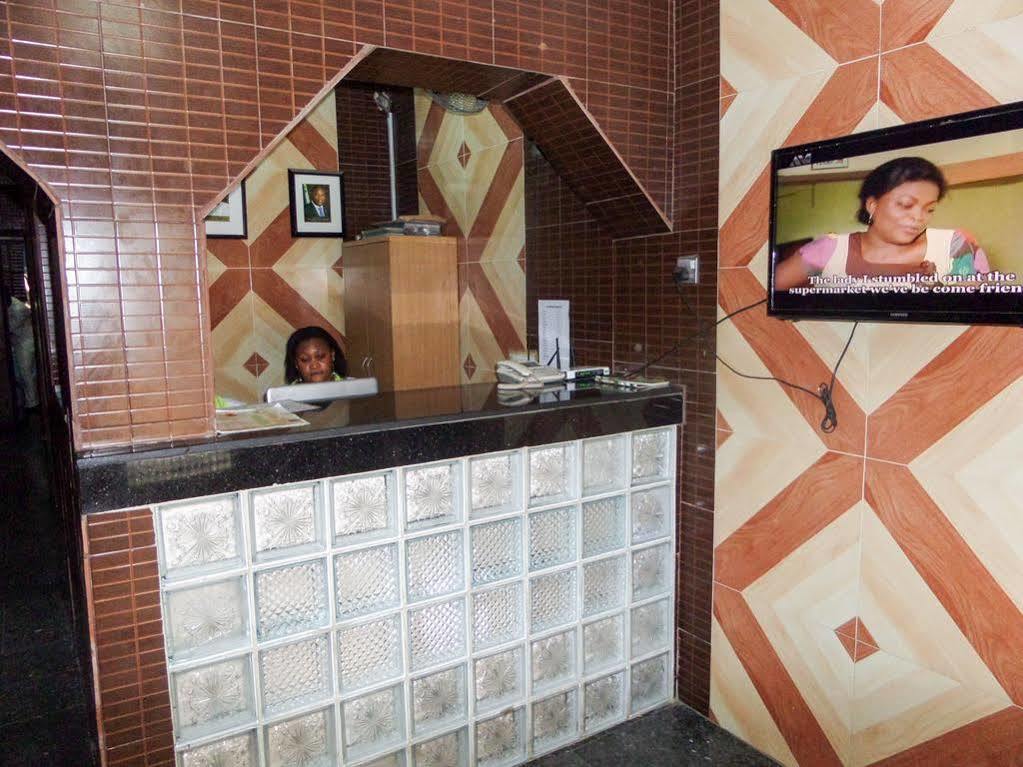 Suit Las Caracas Лагос Екстериор снимка