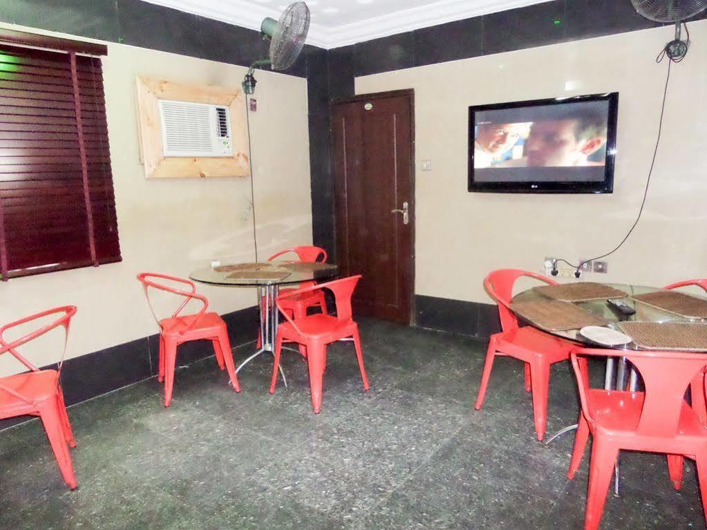 Suit Las Caracas Лагос Екстериор снимка