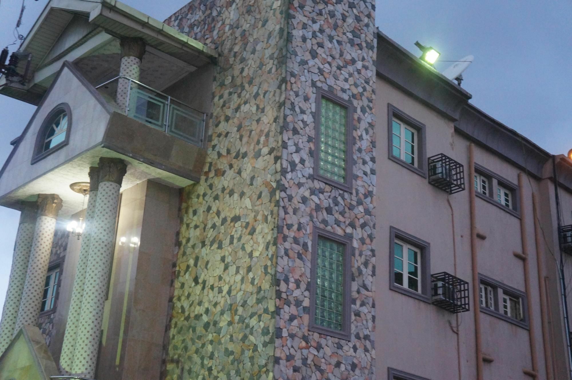 Suit Las Caracas Лагос Екстериор снимка
